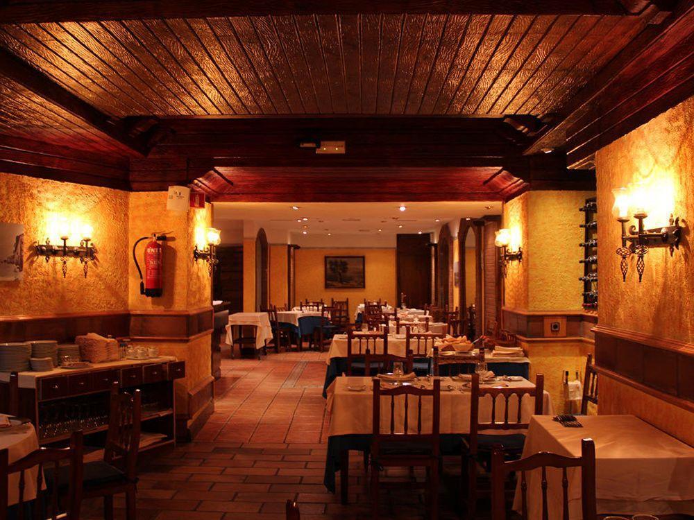 Hostal Torrejón Torrejón de Ardoz Exterior foto