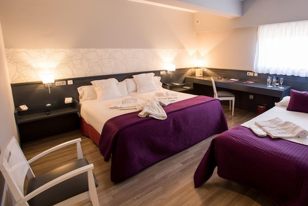 Hostal Torrejón Torrejón de Ardoz Exterior foto