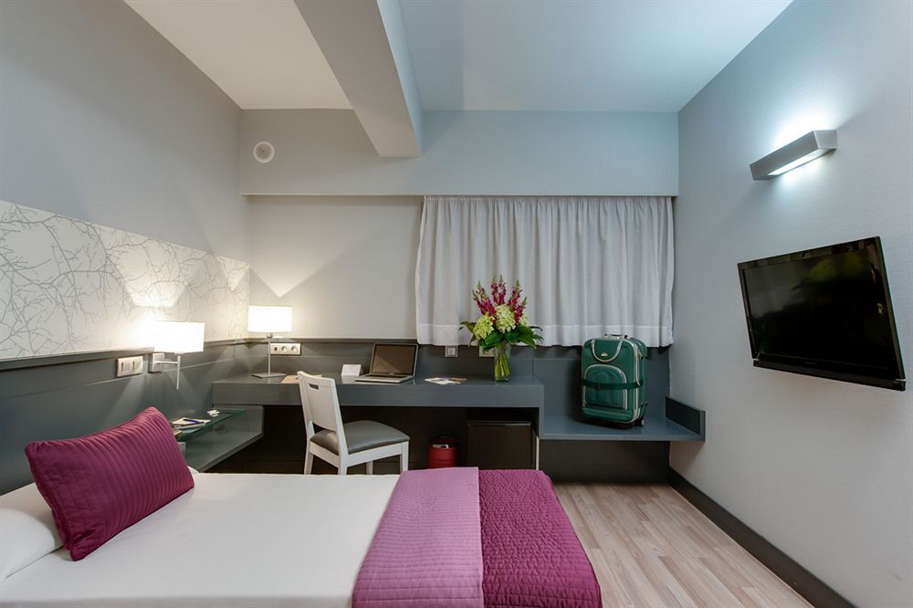 Hostal Torrejón Torrejón de Ardoz Exterior foto